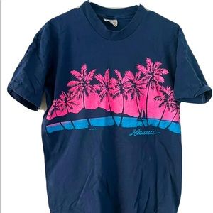 Hawaii tourist shirt size L